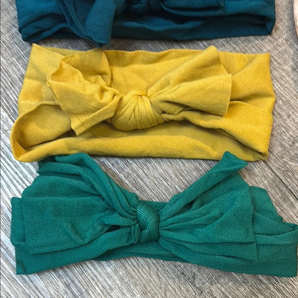 Hair Accessories with Bold Bow Design Headbands set of 7